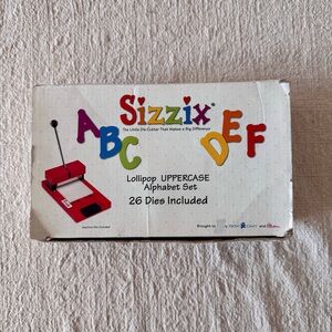 SIZZIX Lollipop Alphabet Die Cutting Uppercase Letter Set w/ Individual Cases